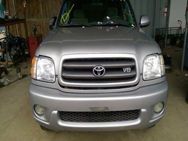 2002 TOYOTA SEQUOIA, SILVER, SR5 MODEL, AT ,2WD,   Z26308